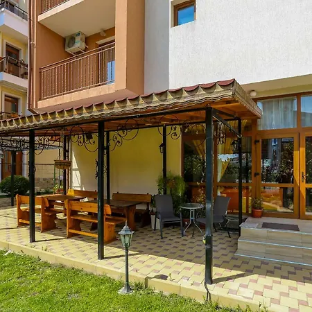 Cozy Double In Dafinka Zv * ブルガス